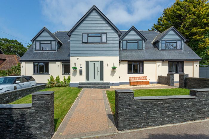 6 bedroom detached house for sale - MillionPlus.com The Luxury Marketplace 6 bedroom detached house for sale - MillionPlus.com The Luxury Marketplace